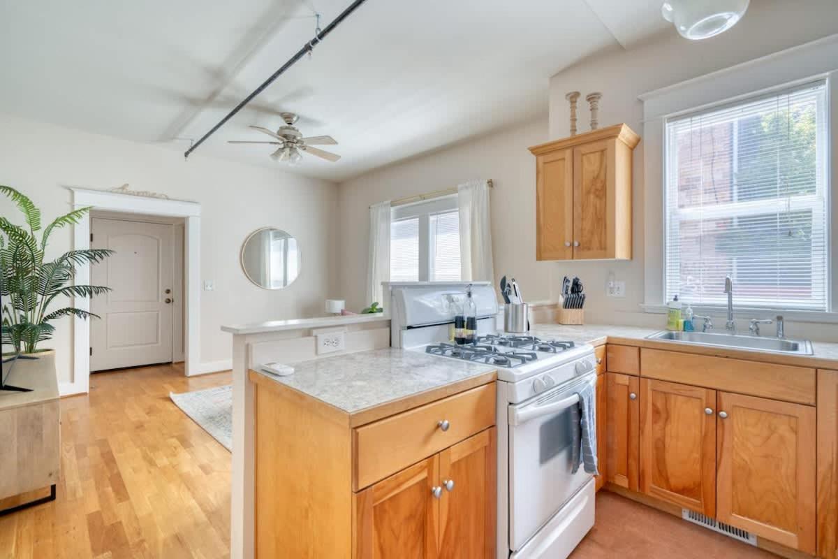 Historic Mississippi - Live Music & Local Shops Apartment *